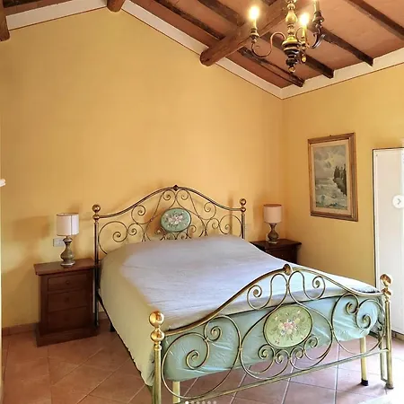 Donnola: Casa Rosmarino * Fucecchio