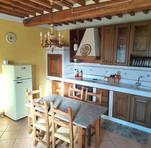 Donnola: Casa Rosmarino * Fucecchio